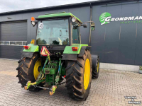 Tracteur John Deere 3350