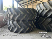 Roues, Pneus, Jantes, Barillets Jumelage Good Year 23.1R30