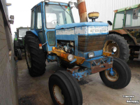 Tracteur Ford tw 10