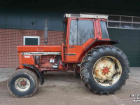 Tracteurs International 1056 XL 2wd