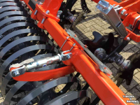 Cultivateur Kuhn Cultimer L 300