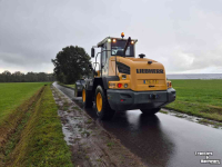 Chargeuse sur pneus Liebherr L 524