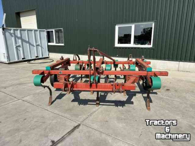 Cultivateur Kverneland kverneland cultivator