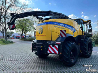 Ensileuse automotrice New Holland FR 920 Hakselaar
