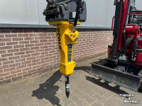 Marteau brise-roche  Epiroc SB102