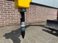 Marteau brise-roche  Epiroc SB102