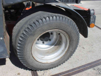 Enrubanneuse Kuhn SW4004 balenwikkelaar voor vierkante (rechthoekige) en ronde balen