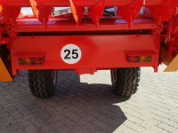 Epandeur de fumier AGM Mini meststrooier 2.5T