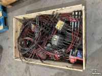 Pièces d‘occasion diverse  Ventielenblokken, Bodemkabel, Hydrauliek, diversen