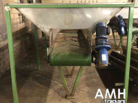 Stockage en bunker  Bunker met uitvoerband, Dosierbunker mit Austragsband