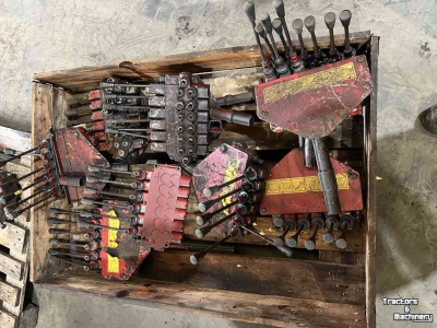 Pièces d‘occasion diverse  Ventielenblokken, Bodemkabel, Hydrauliek, diversen
