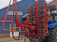 Distributeur à tuyau flexible trainé Roelama Condor