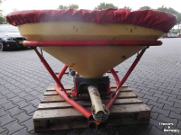Distributeur d‘engrais Vicon Pendelstrooier