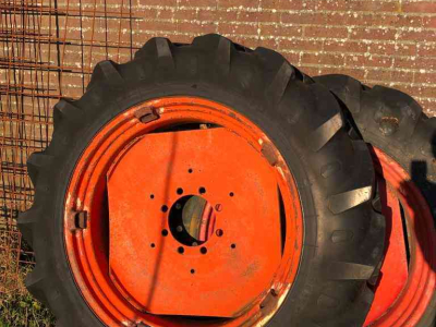 Roues, Pneus, Jantes, Barillets Jumelage  13,6R38