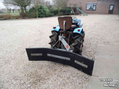 Tracteur pour horticulture Mitsubishi 15 pk