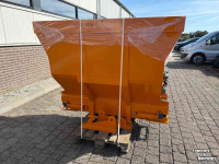 Épandeur de sciure pour des logettes Flingk KSS1500