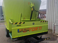 Mélangeuse Storti T2-160 afvoerband achter