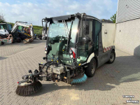 Balayeur  Mathieu MC210 Veeg/zuigwagen