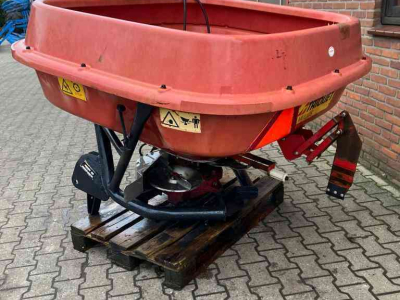 Distributeur d‘engrais Trioliet TST Kunstmeststrooier mestverwerking