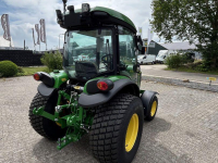 Tracteur pour vignes et vergers John Deere 4066R