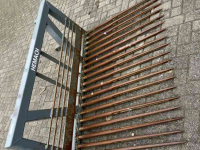 Godet de chargeur frontal Hemach 1.50