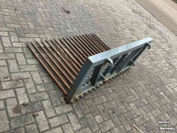 Godet de chargeur frontal Hemach 1.50