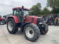 Tracteur Case-IH CVX 1155 met originele fronthef en pto