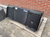 Godets chargeur Qmac Qmac Grondbak mini 120cm. laadbak evt. met ander aanbouwdelen