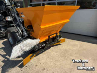 Épandeur de sciure pour des logettes Giant ZV600LF