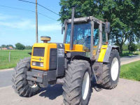 Tracteur Renault 155-54TX