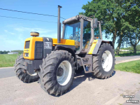 Tracteur Renault 155-54TX