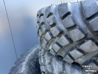 Roues, Pneus, Jantes, Barillets Jumelage Galaxy 360/70R24 + 200/70R16