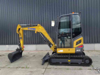 Mini pelleteuse XCMG XE27E
