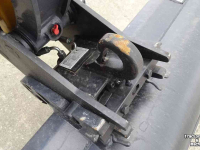 Mini pelleteuse XCMG XE27E