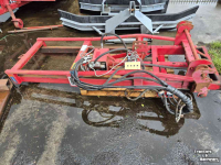 Coupe-blocs d'ensilage Redrock hefmast voor kuilhapper