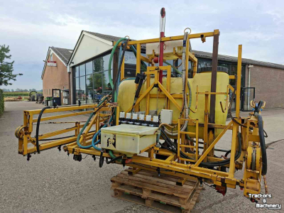 Pulvérisateur Dubex M8 750liter 24meter