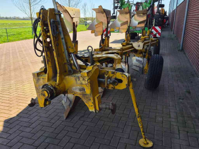Charrues Rumptstad RPV 140-480 3+1 vario