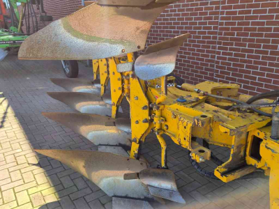 Charrues Rumptstad RPV 140-480 3+1 vario