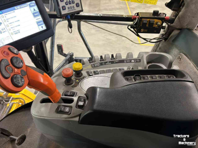 Ensileuse automotrice New Holland FR9060 + NH 300 FP & NH 450