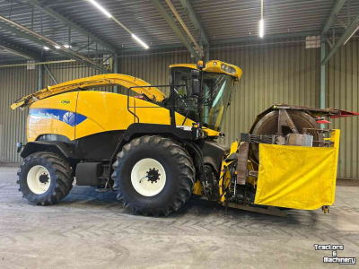 Ensileuse automotrice New Holland FR9060 + NH 300 FP & NH 450