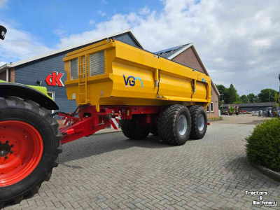 Benne agricole VGM Everest 22 met hydraulische shuifschotten