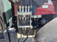 Chargeur frontal Stoll F30 HDP  Steyr- Case-IH