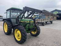 Tracteur John Deere 2140