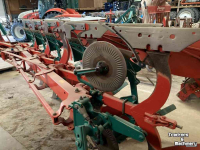 Charrues Kverneland EG 100 5 schaar ploegen