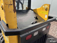 Tombereau sur pneus Gehl R105 (Manitou 1050R)