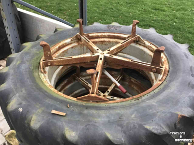 Roues, Pneus, Jantes, Barillets Jumelage Good Year 16.9R38