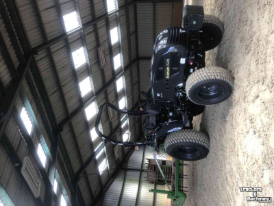 Tracteur TYM TYM / Branson 2500L - Black edition