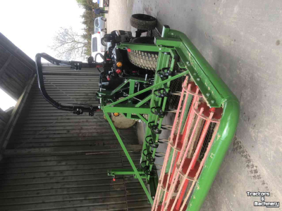 Tracteur TYM TYM / Branson 2500L - Black edition