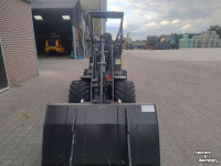 Chargeuse sur pneus Giant 337 T