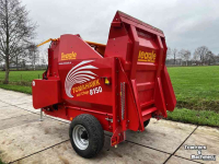 Distributeur de paille pour des logettes Teagle Tomahawk 8150SC Dualchop